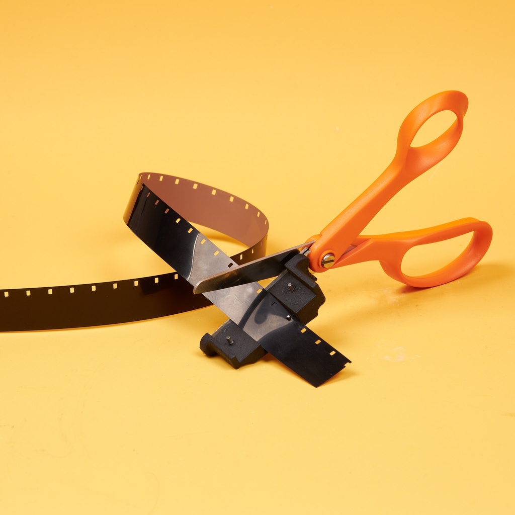 [E05136] Film Scissors